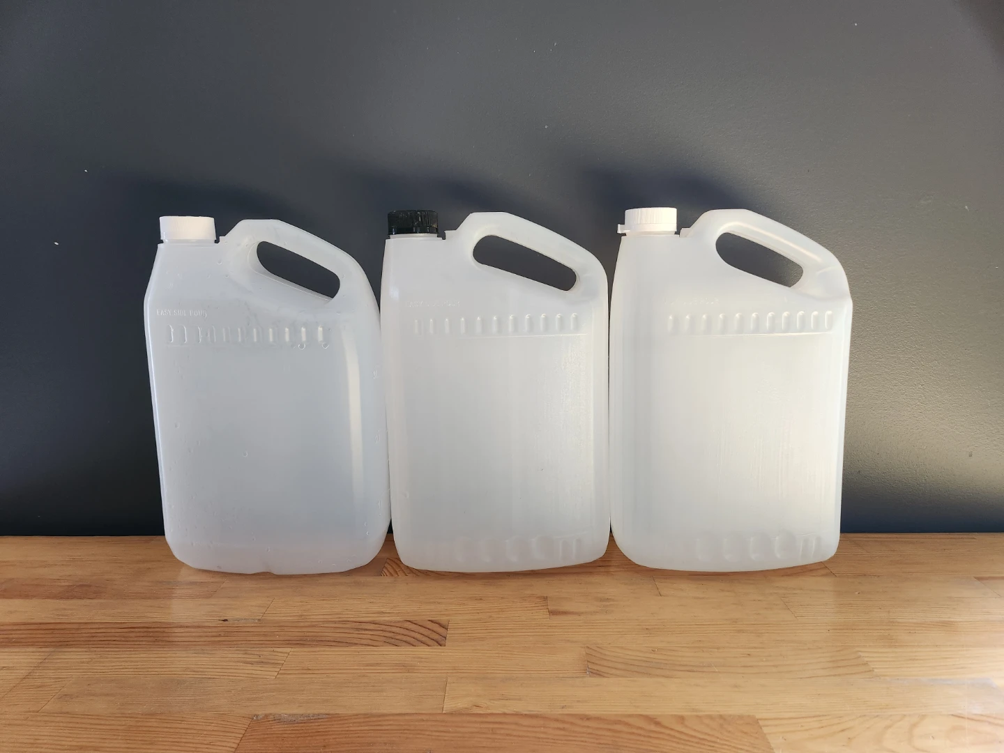 Plastic Easy Side Pour Jugs 4L- (Set of 3)