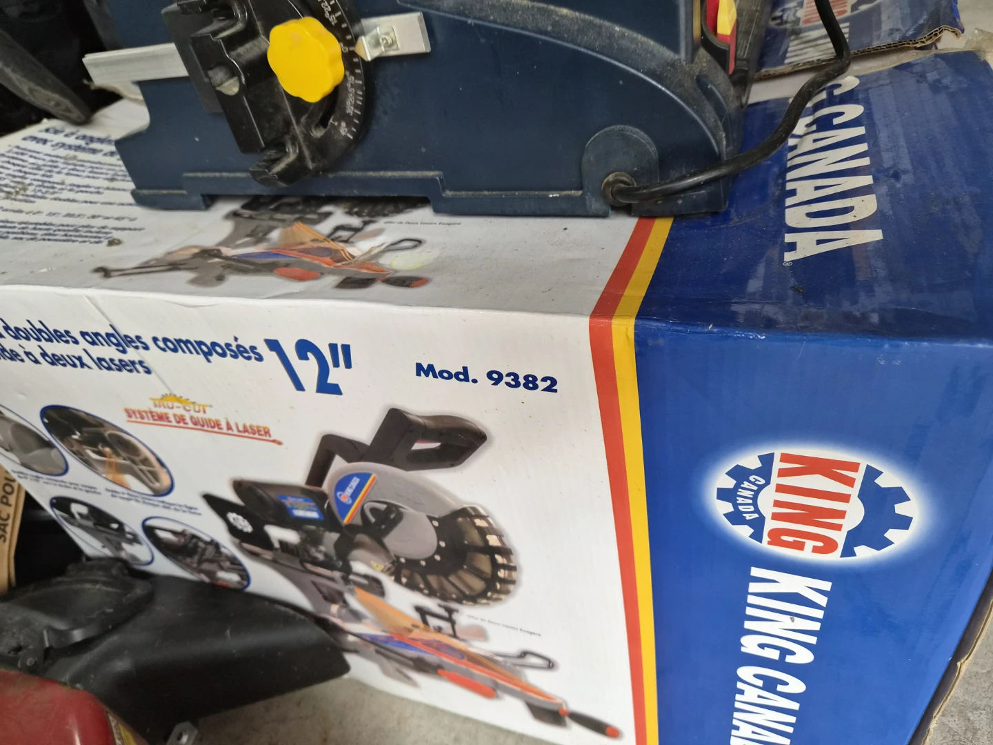 King Canada 12 inch Sliding Dual Compound Miter Saw