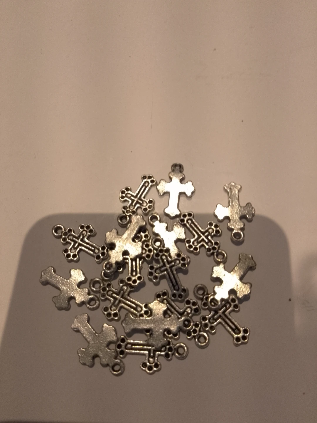 Silver-Tone Cross Charms 🏈