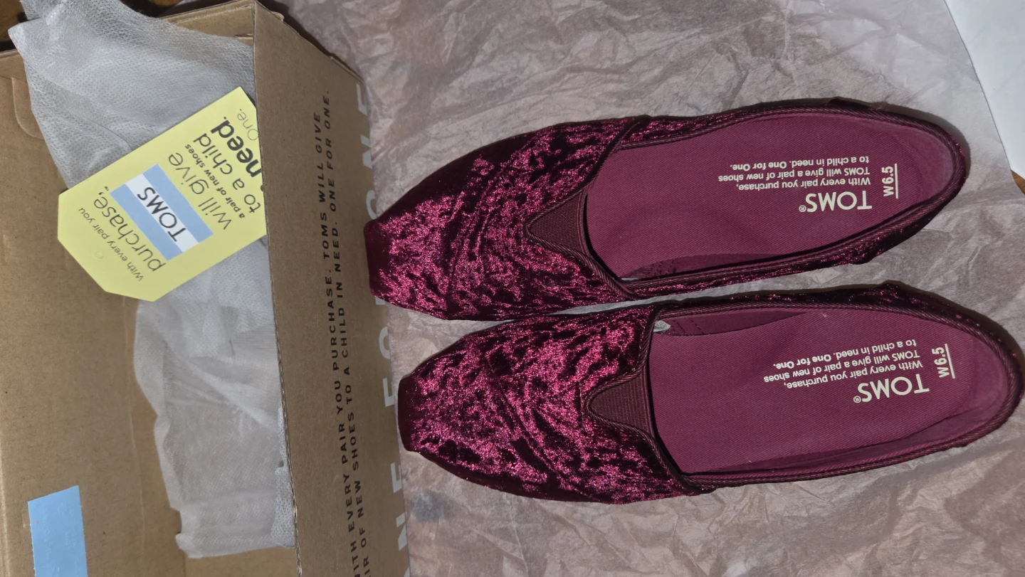 TOMS Classic Black Cherry Velvet Shoes - Women's 6.5 - photo 2