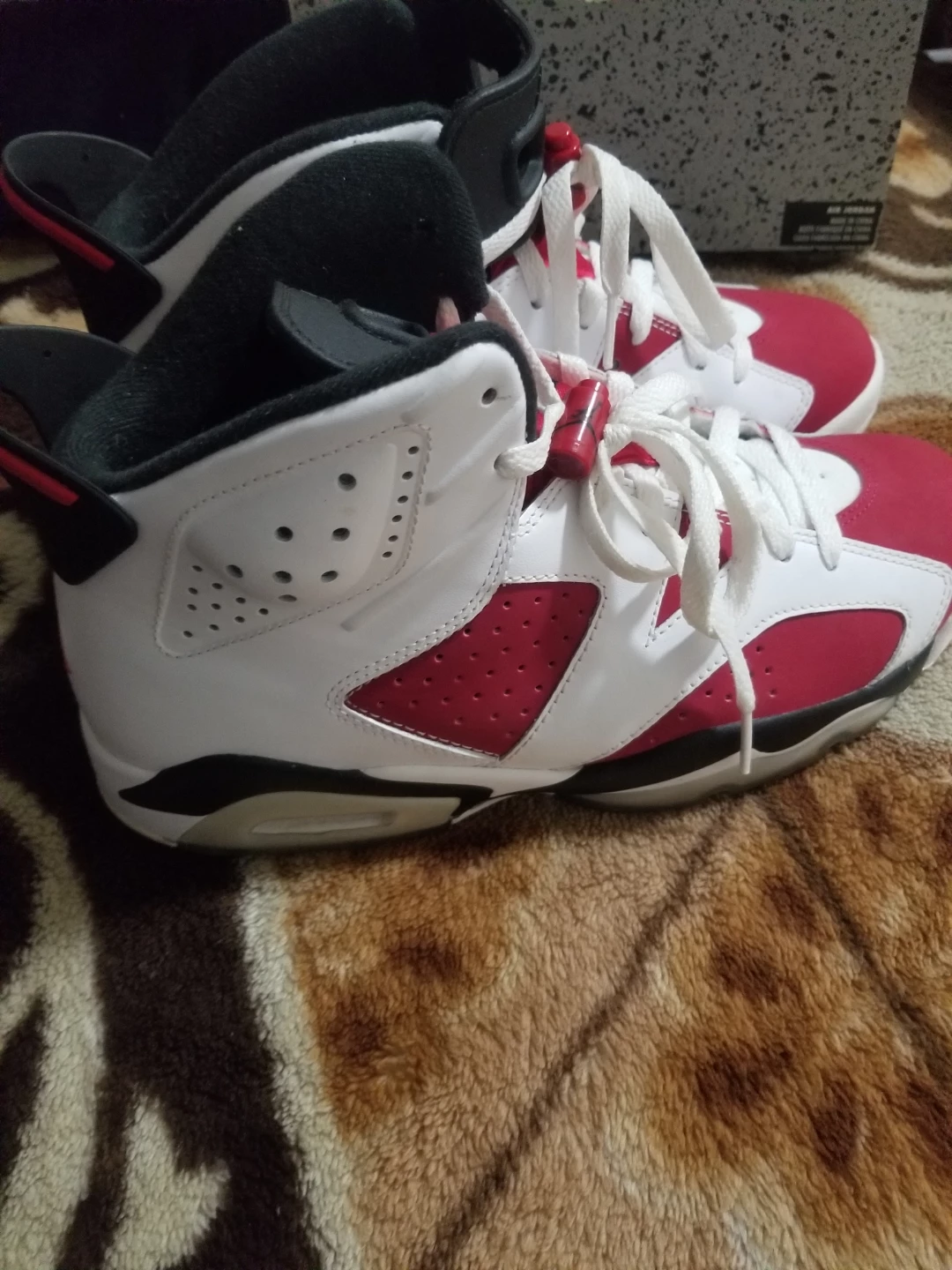 Air Jordan 6 Carmine Sneakers - photo 4