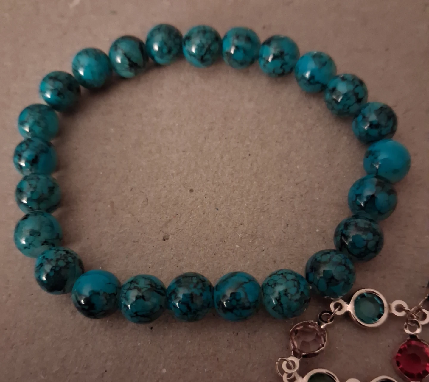 Turquoise Bead Bracelet and Multi-Colour Stone Necklace - photo 3