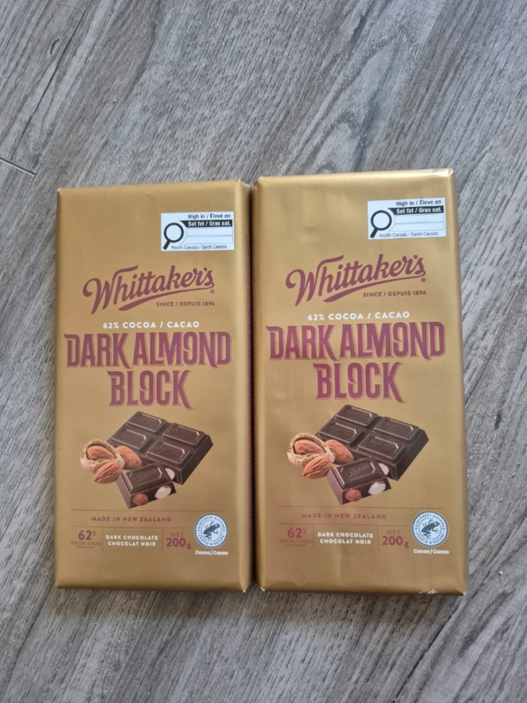 Whittaker's 62% Dark Almond Block Chocolate (200g)