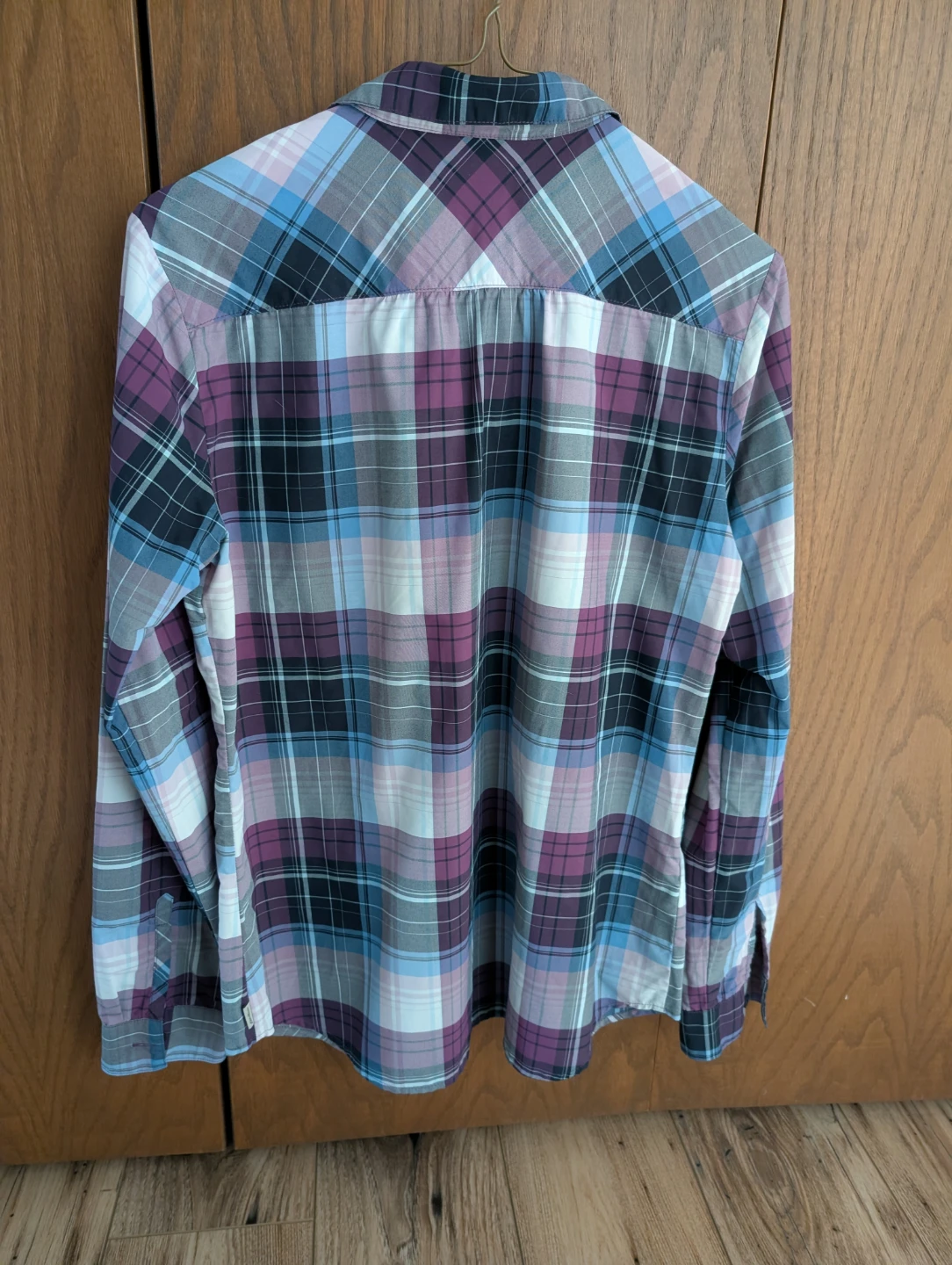Eddie Bauer ladies shirt size medium - photo 2