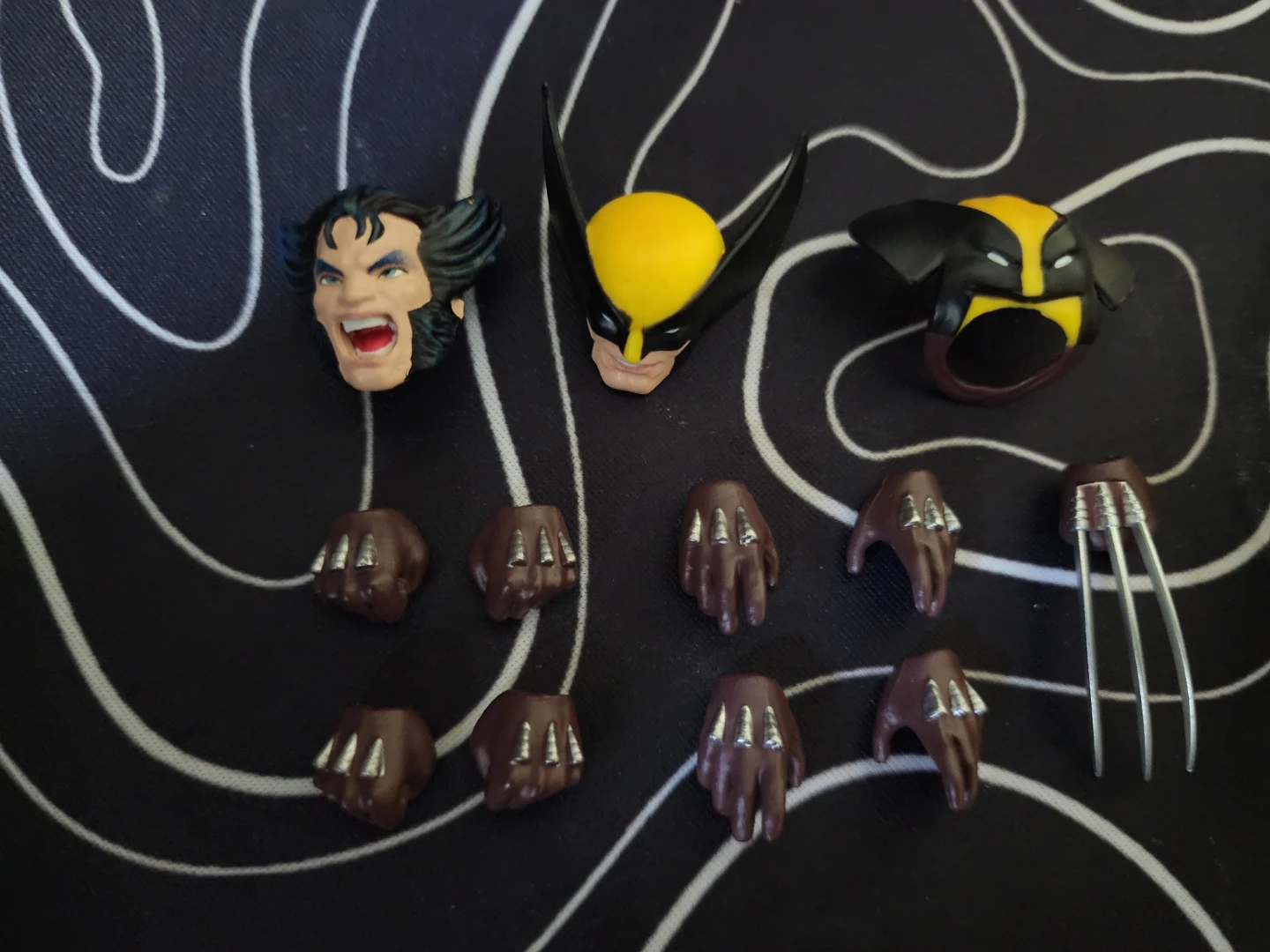 CT Toy Wolverine Brown Suit - photo 3