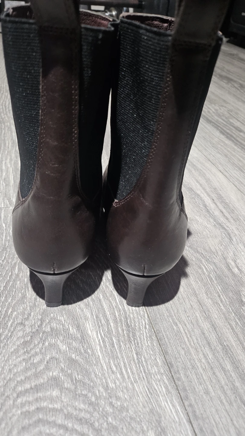 Madewell Brown Leather Chelsea Boots - photo 4