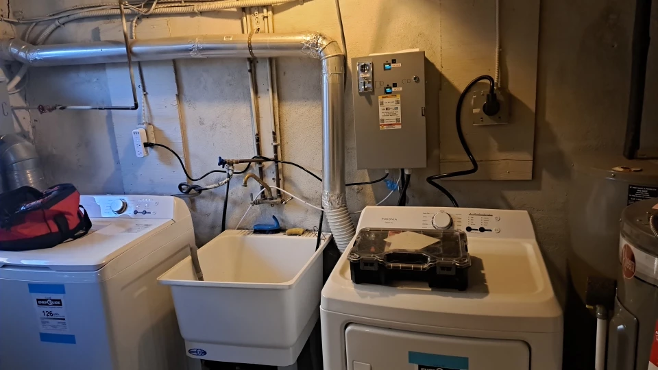 Coin-Operated Laundry Payment Control Box - photo 5