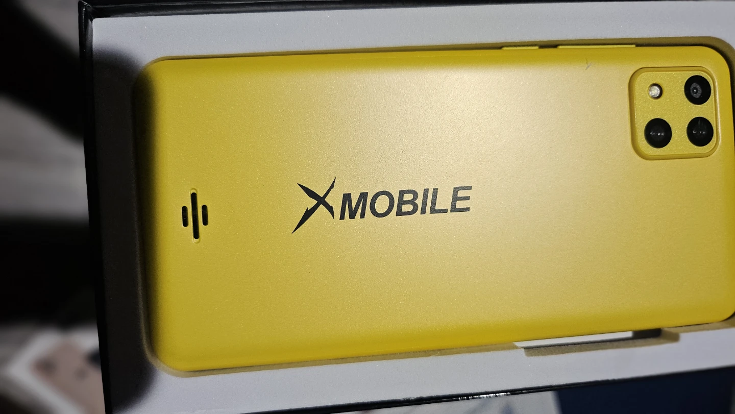 XMobile X1 Yellow Smartphone
