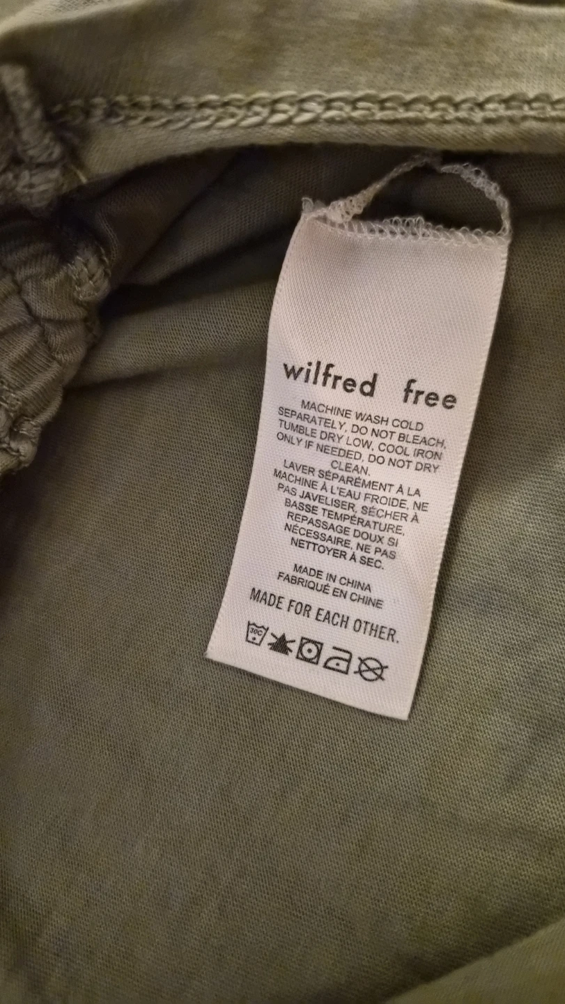 Aritzia Wilfred crop top - photo 3