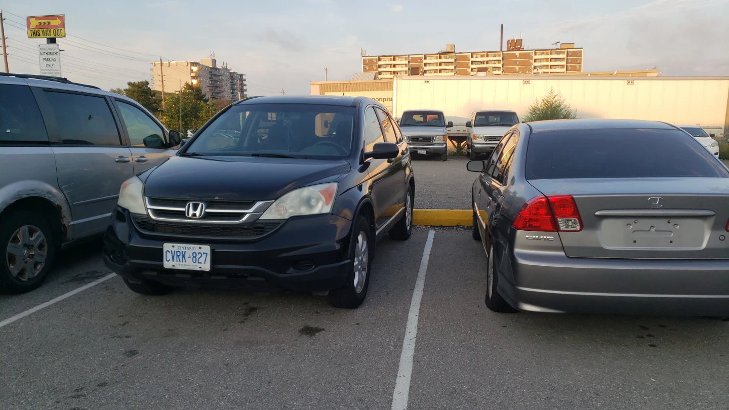 Black Honda CR-V - photo 2