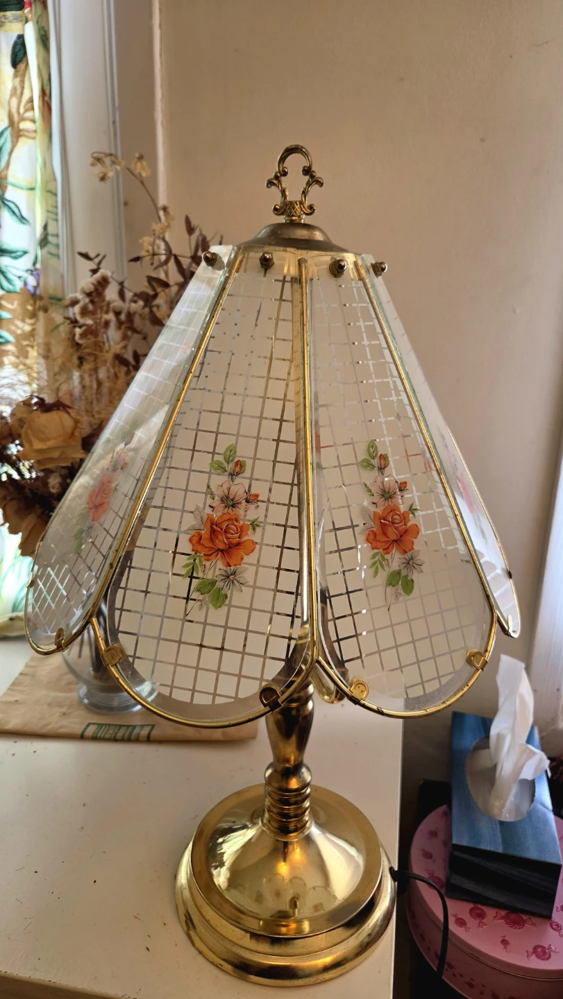 Vintage Floral Glass Table Lamp - photo 2