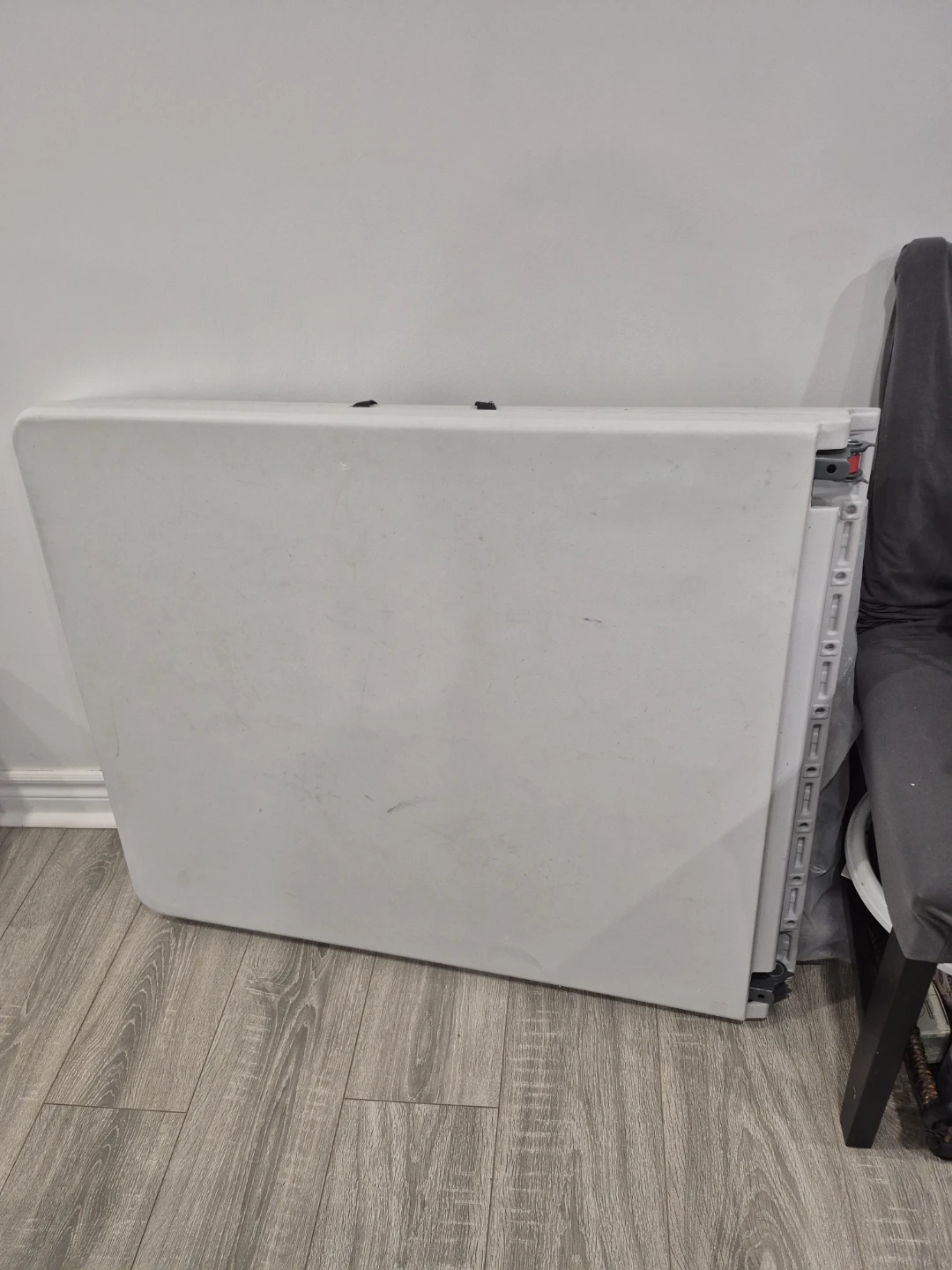 Foldable White Plastic Utility Table 6ft