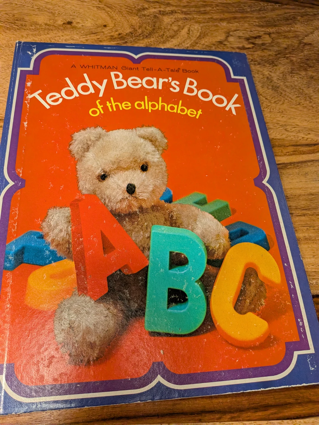 Vintage Teddy Bear's Book of the Alphabet 🏈