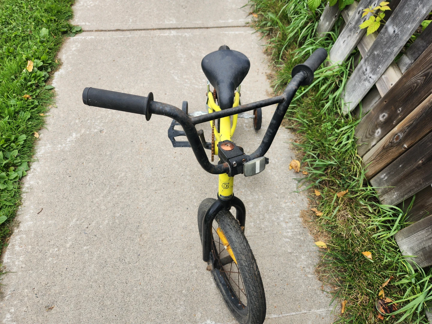 Baccacuda Kids Bike with Training Wheels - photo 4
