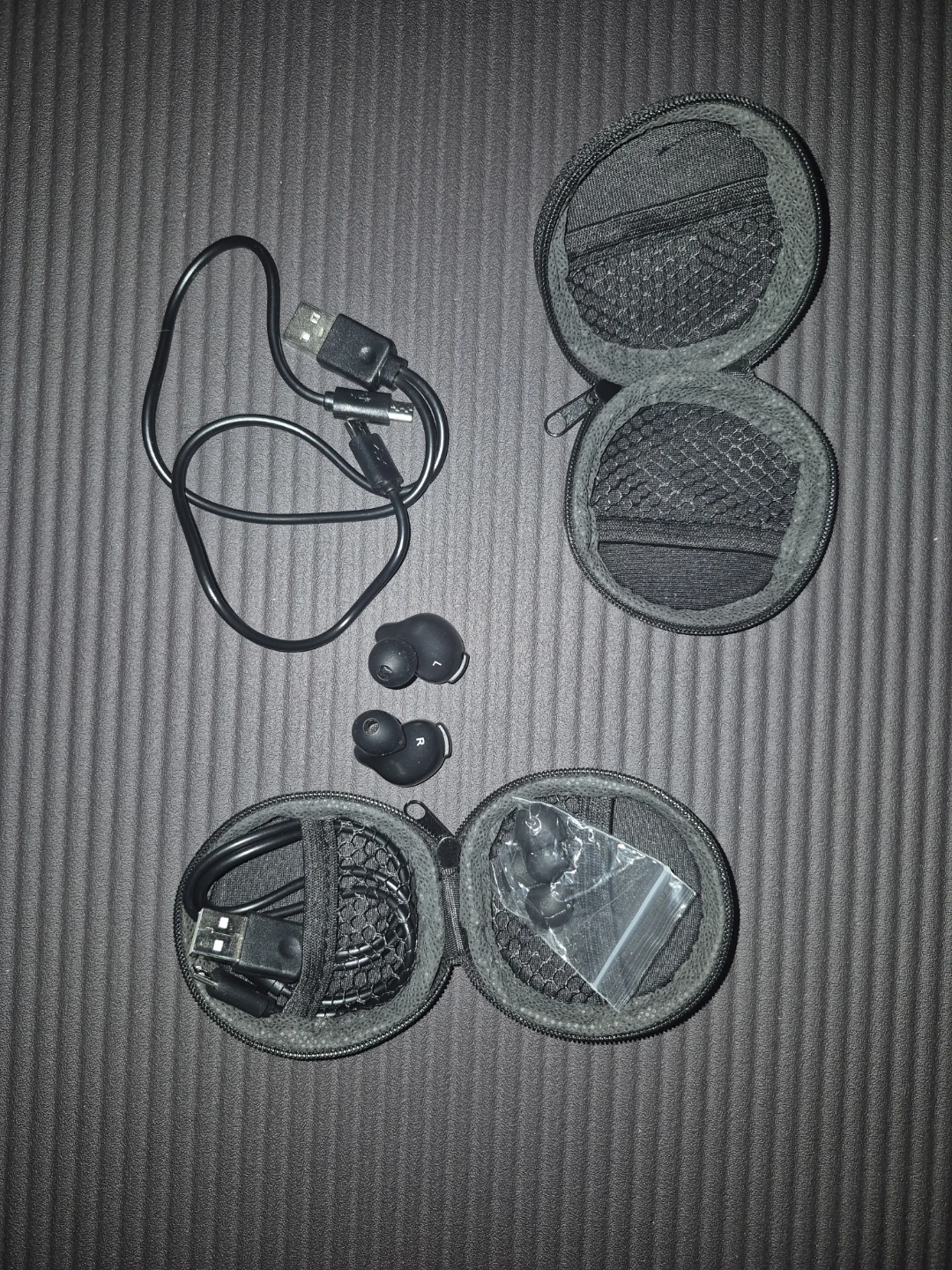 iQ Podz Wireless Earbuds - photo 2