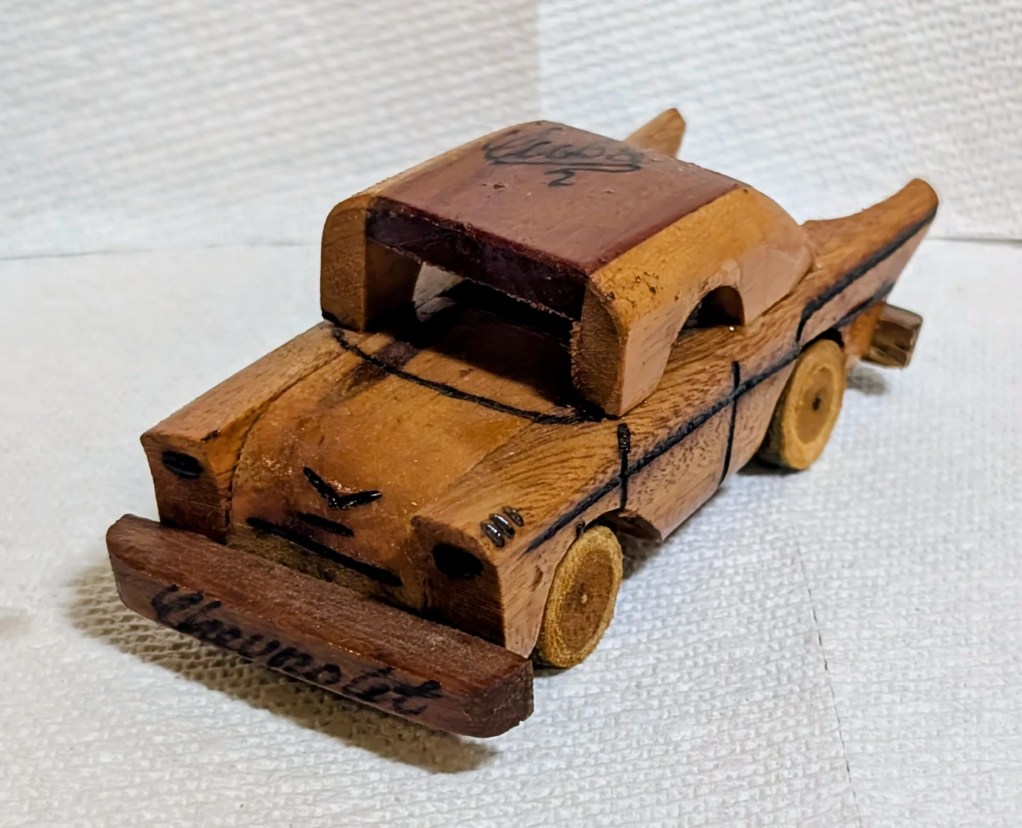 Set of 4 handcrafted wooden vehicle figurines - photo 2