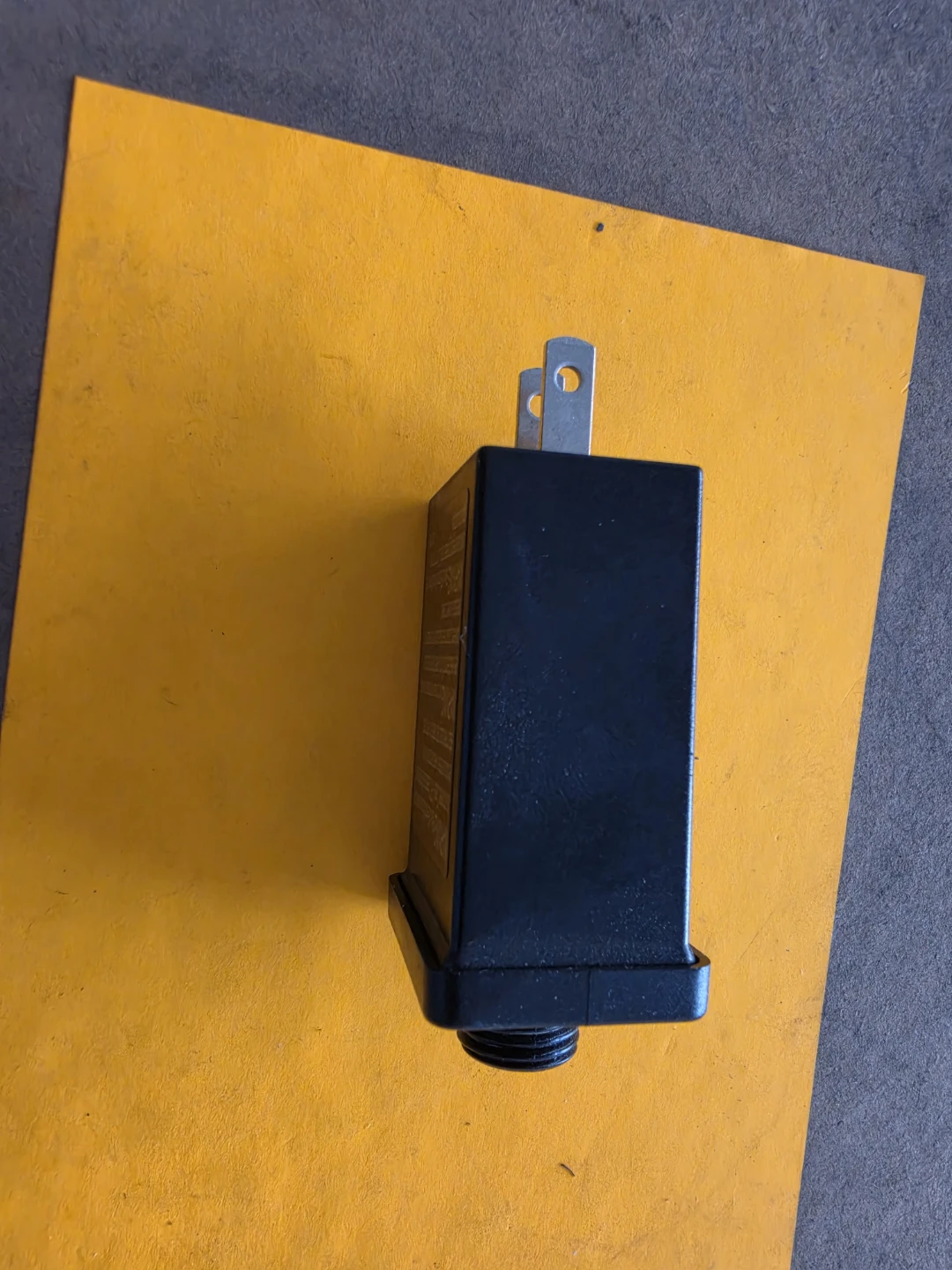 Dongguan Ronghang 12V Power Adapter (Item #005) - photo 4