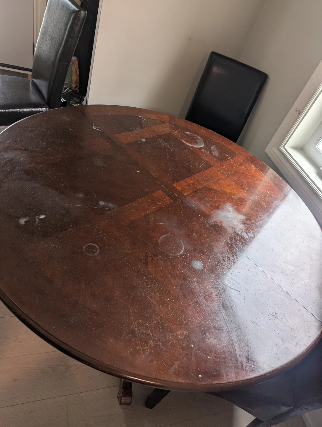 Round Wooden Pedestal Dining Table - photo 3