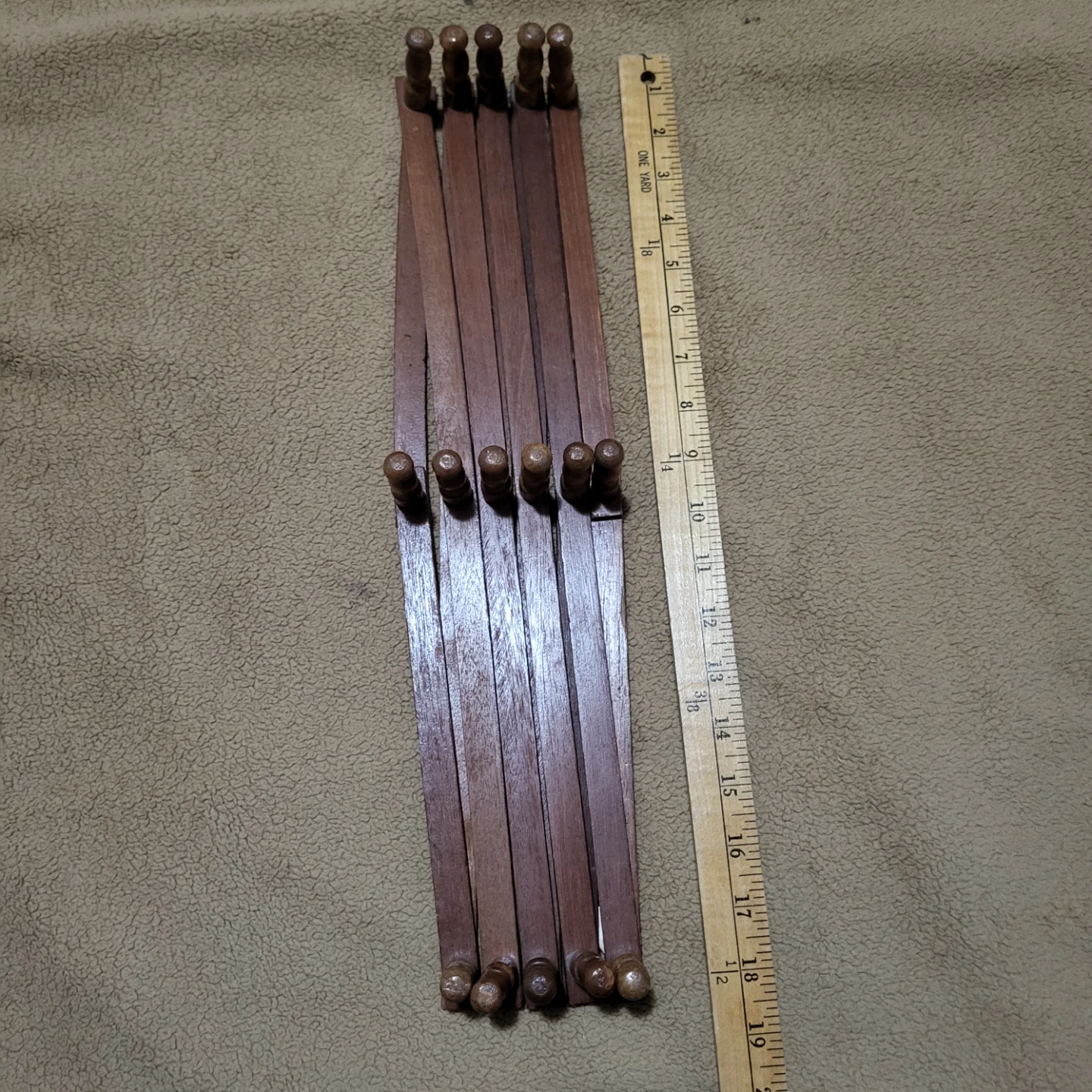 Wooden Accordion Wall Rack - photo 3