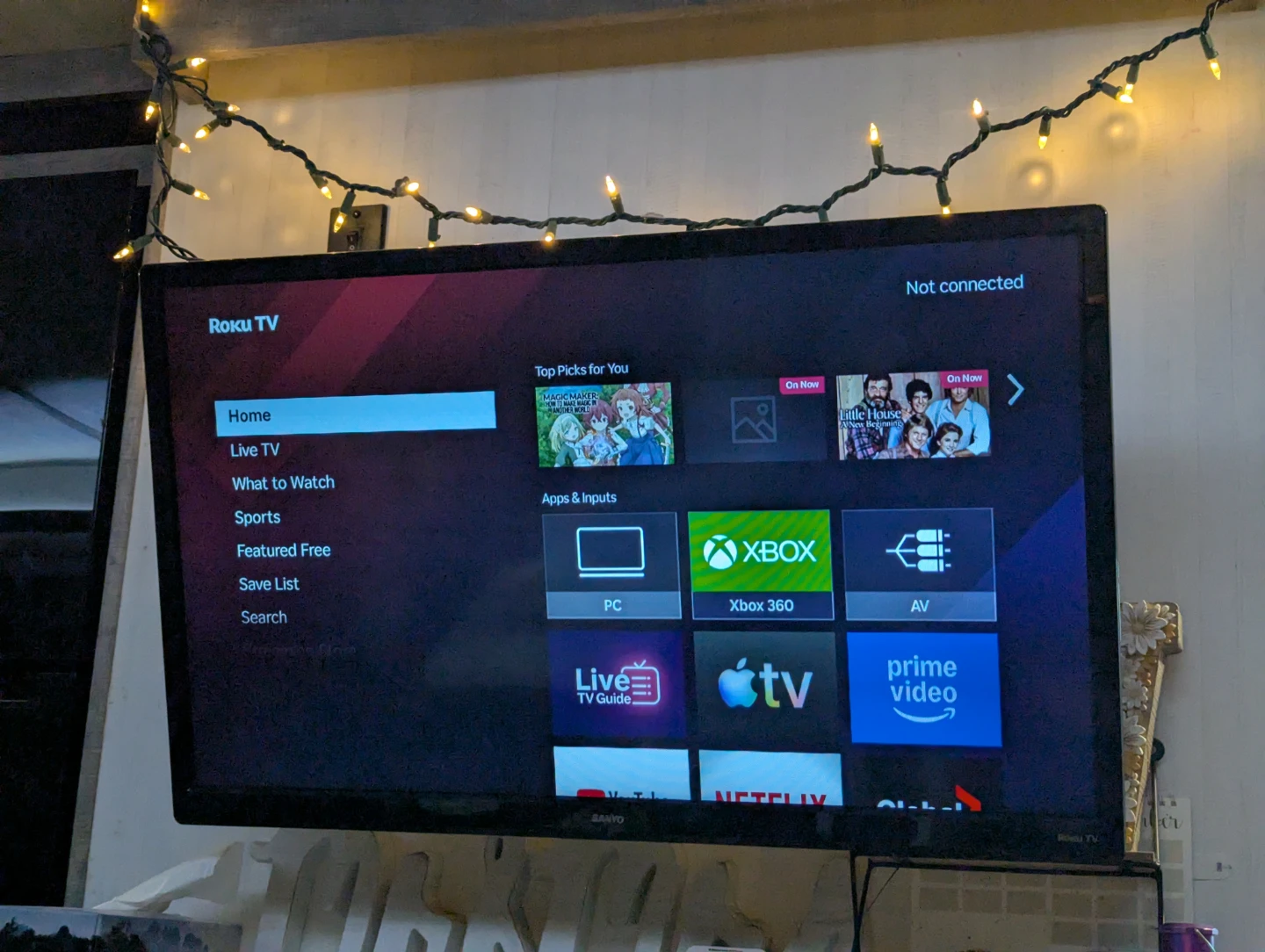 Sanyo Roku TV 32" - photo 2