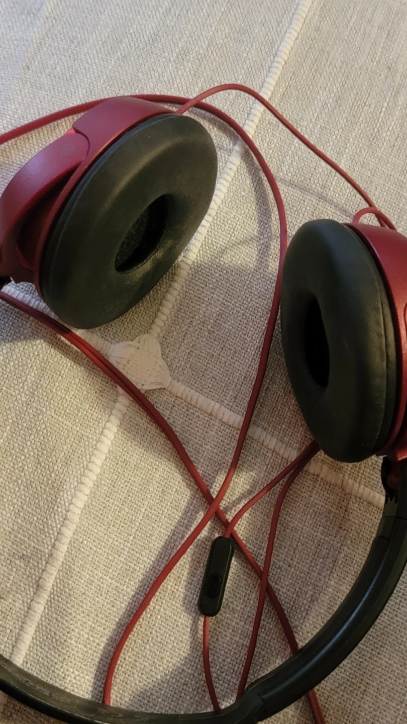 Red Sony Wired Headphones - photo 2