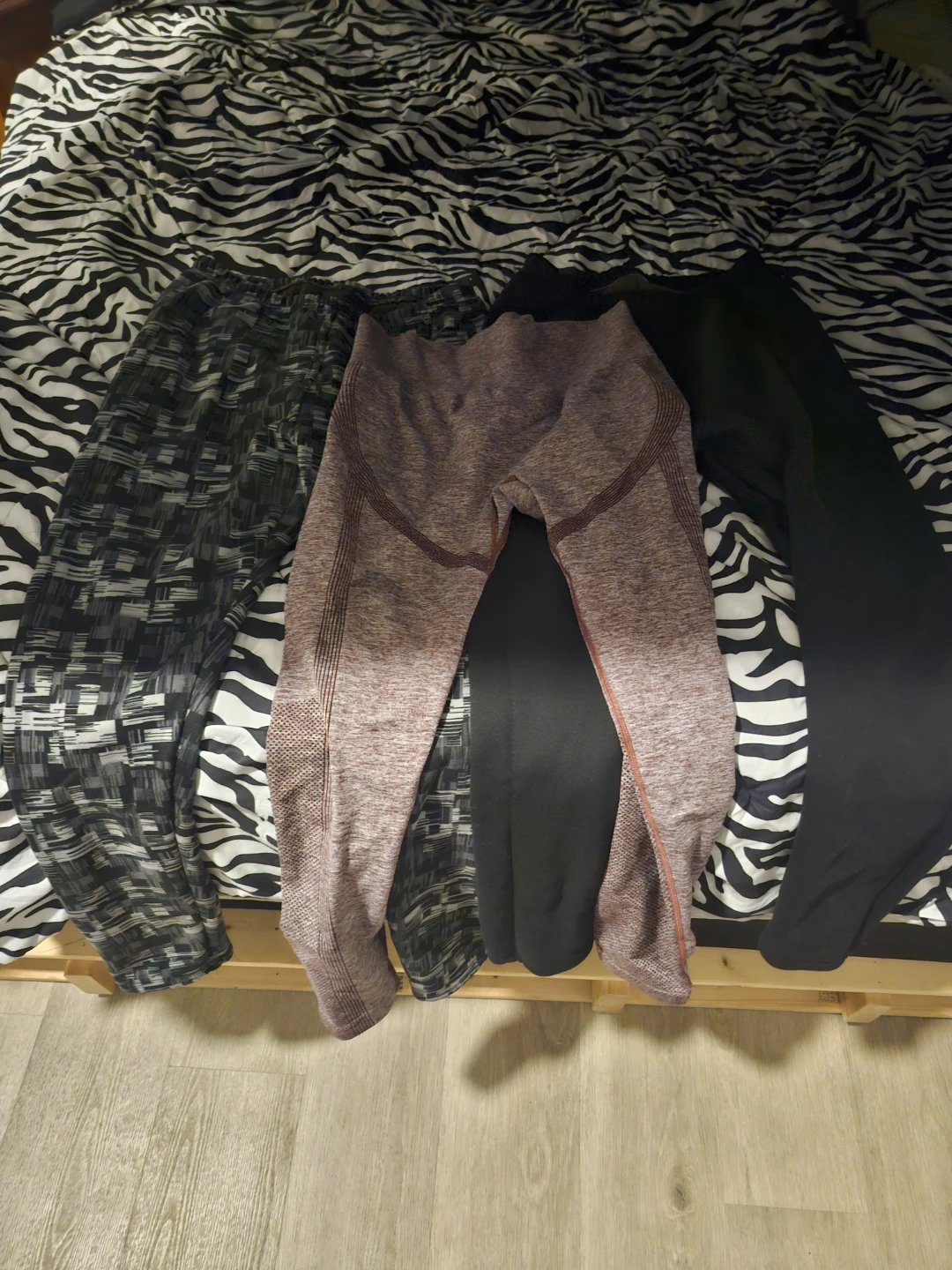 3 Pairs of Women's Leggings