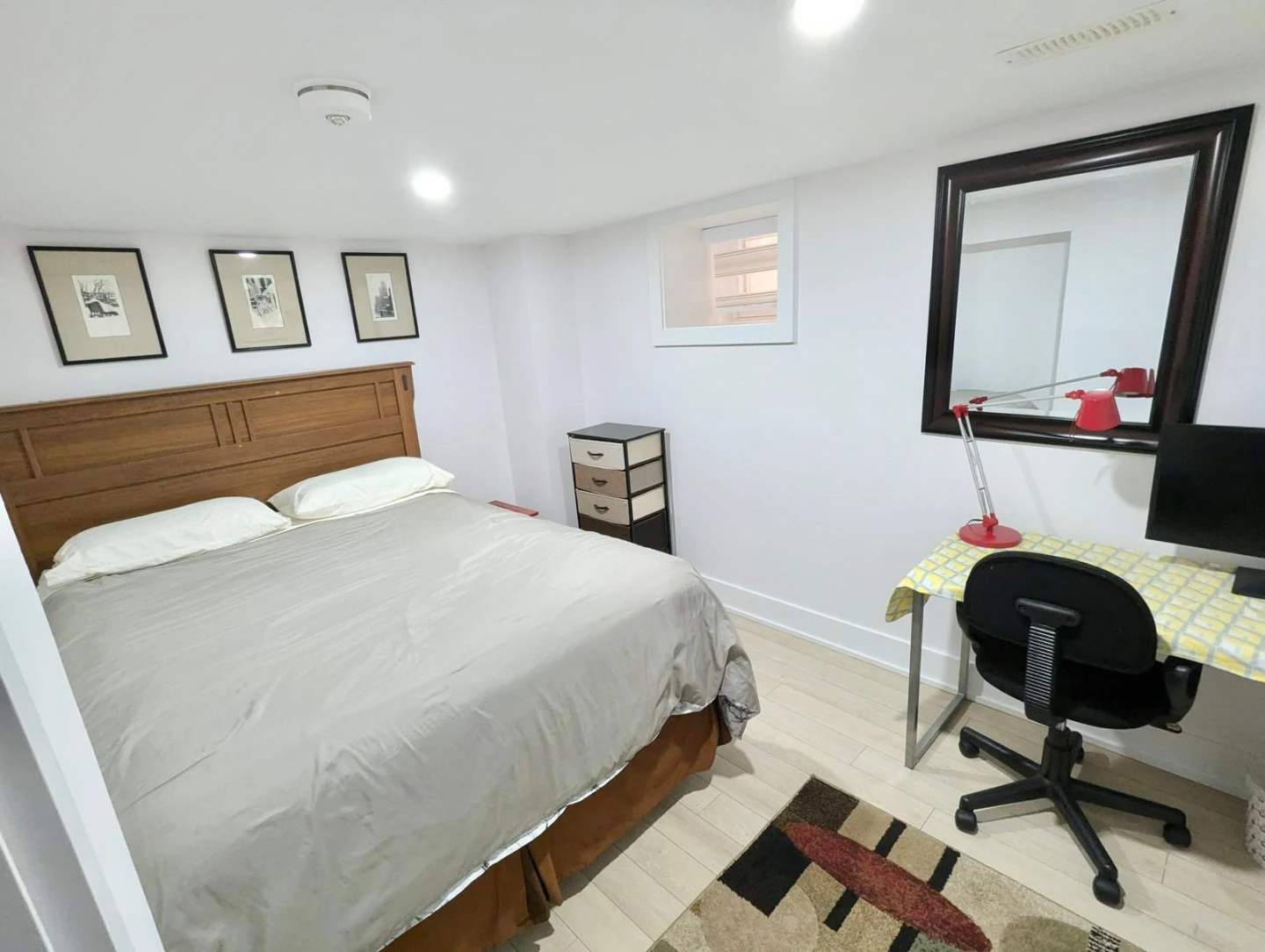 Private room available ( Single occupancy)