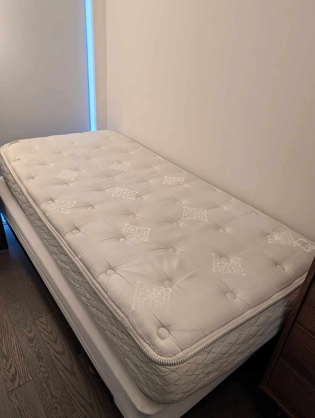 Serta Perfect Sleeper Twin XL Mattress