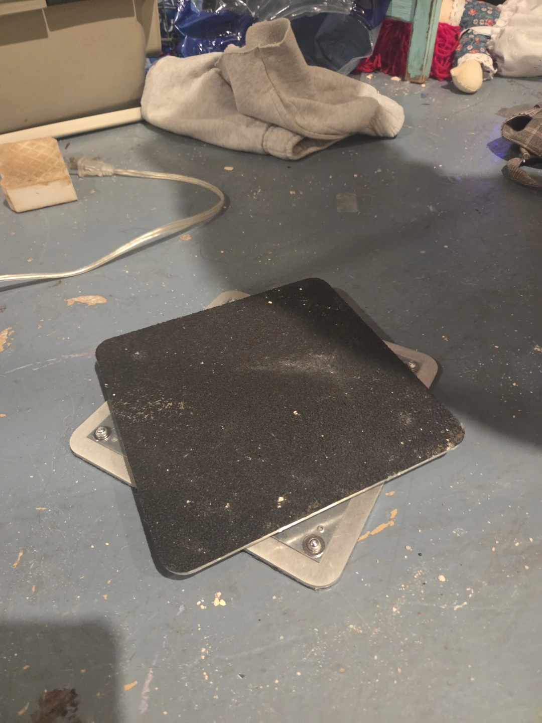 Swivel base platform
