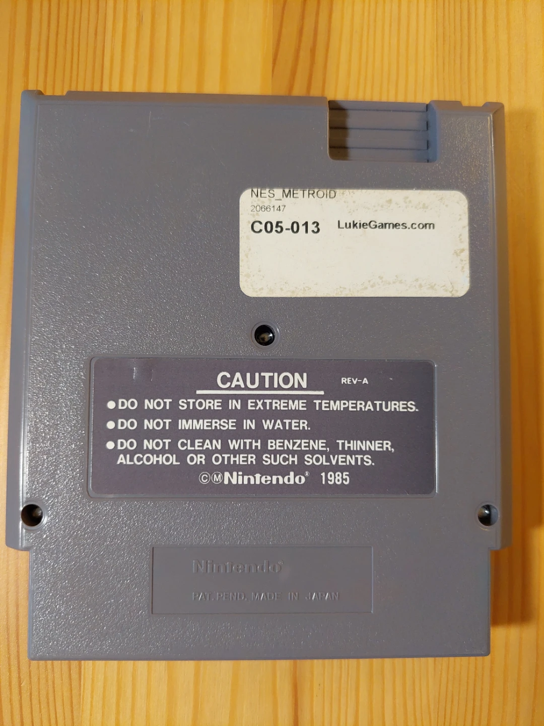 Metroid NES Game Cartridge - photo 3