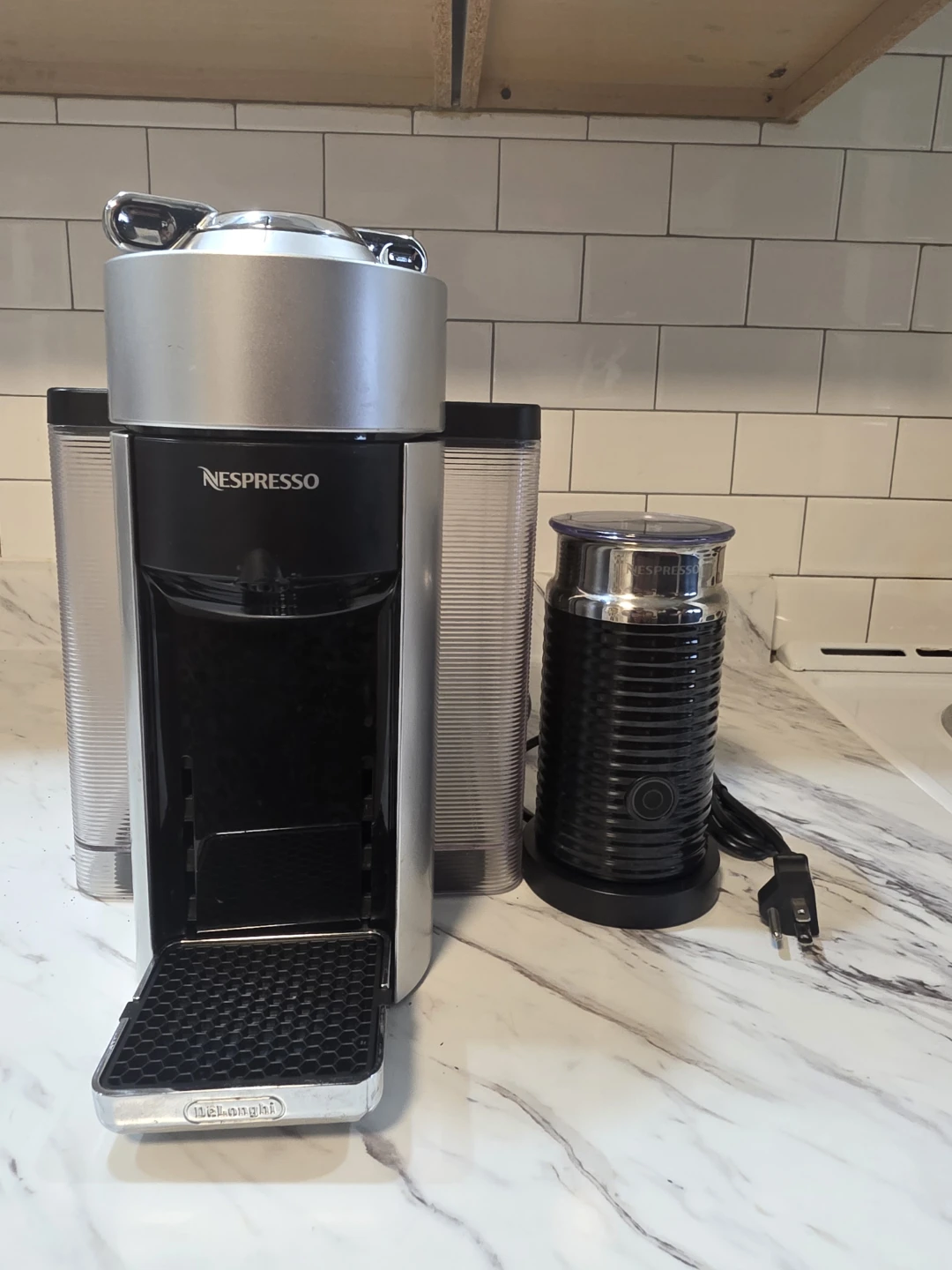 Nespresso Vertuo Next Coffee Machine with Aeroccino - photo 3