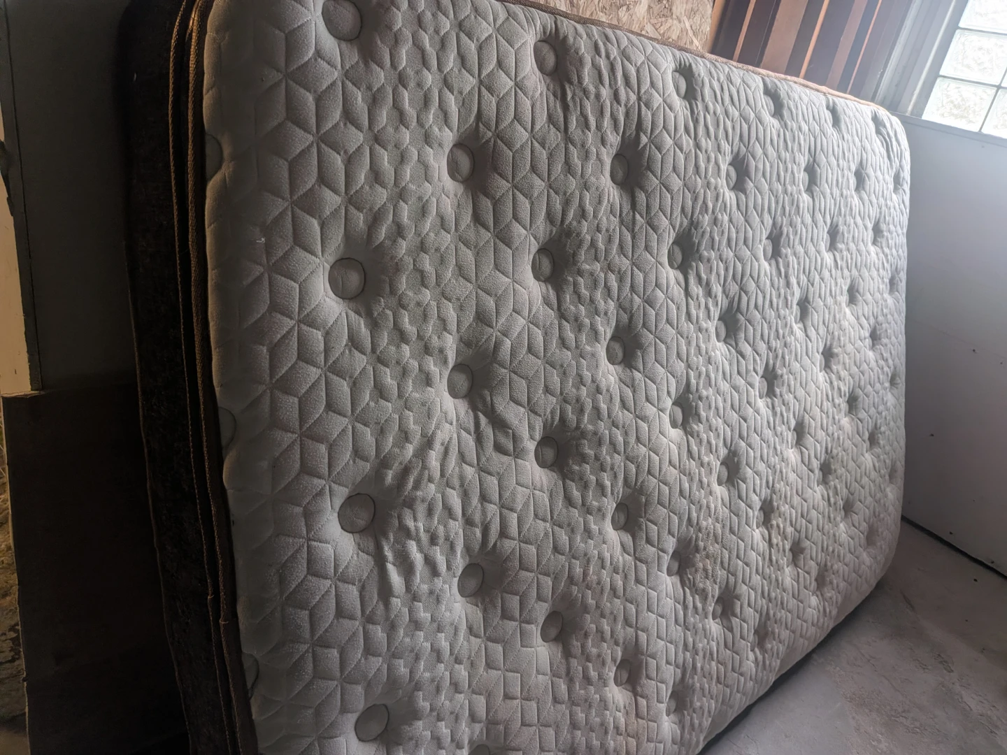 Full-Size Tufted Mattress - photo 2
