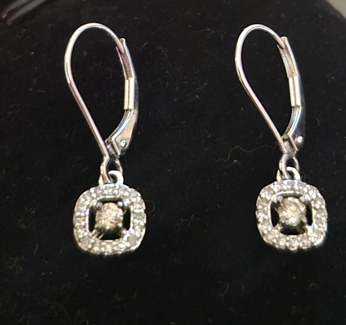 10 k white gold and champange diamond earrings
