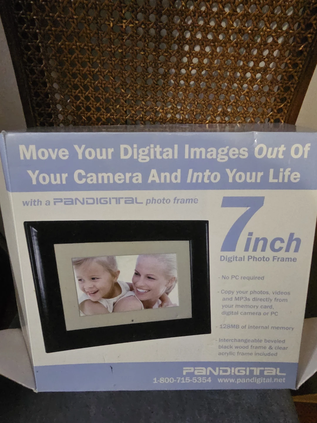 Pandigital 7-inch Digital Photo Frame