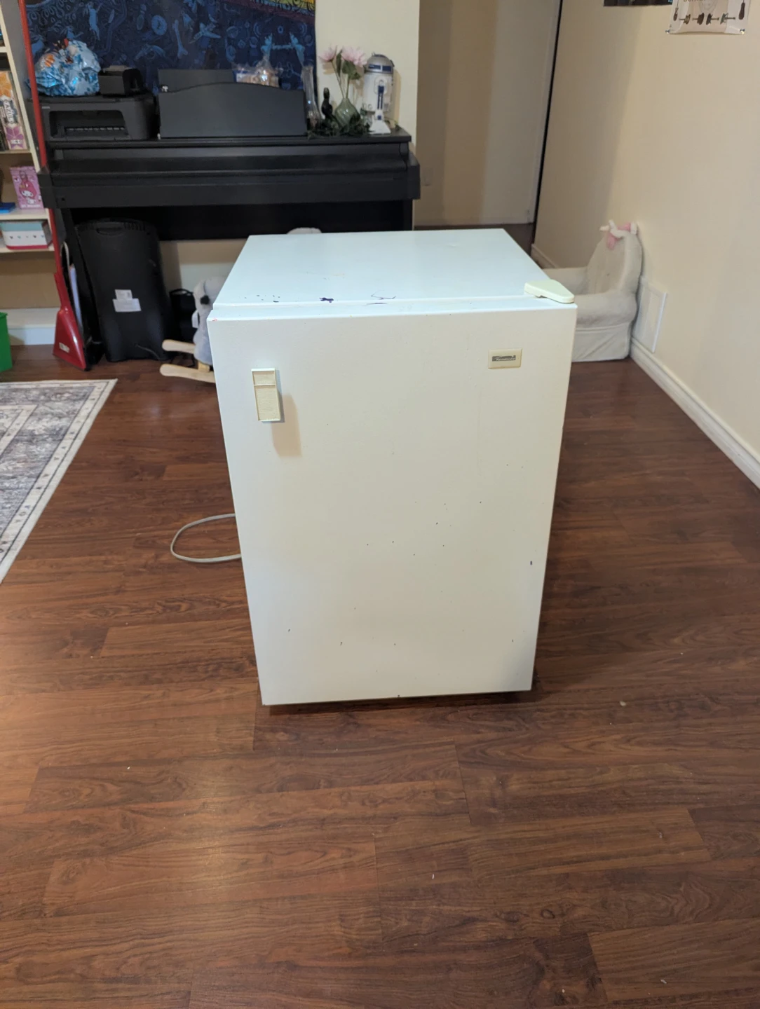 Compact White Freezer - photo 2