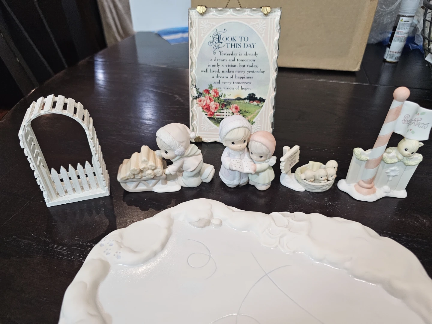 Precious Moments Christmas Figures and Snow Scene Base