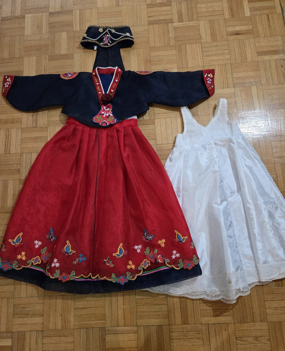 Girls Traditional Korean Hanbok Set