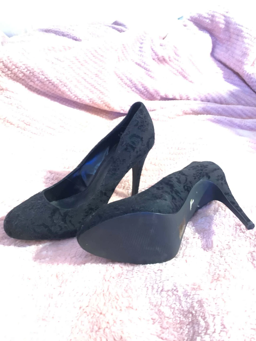 Black Le Chateau  floral pattern high heels - photo 2