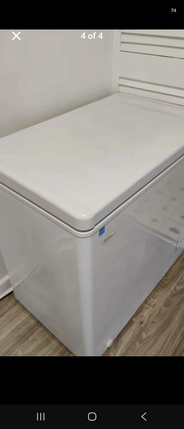 Danby White Chest Freezer