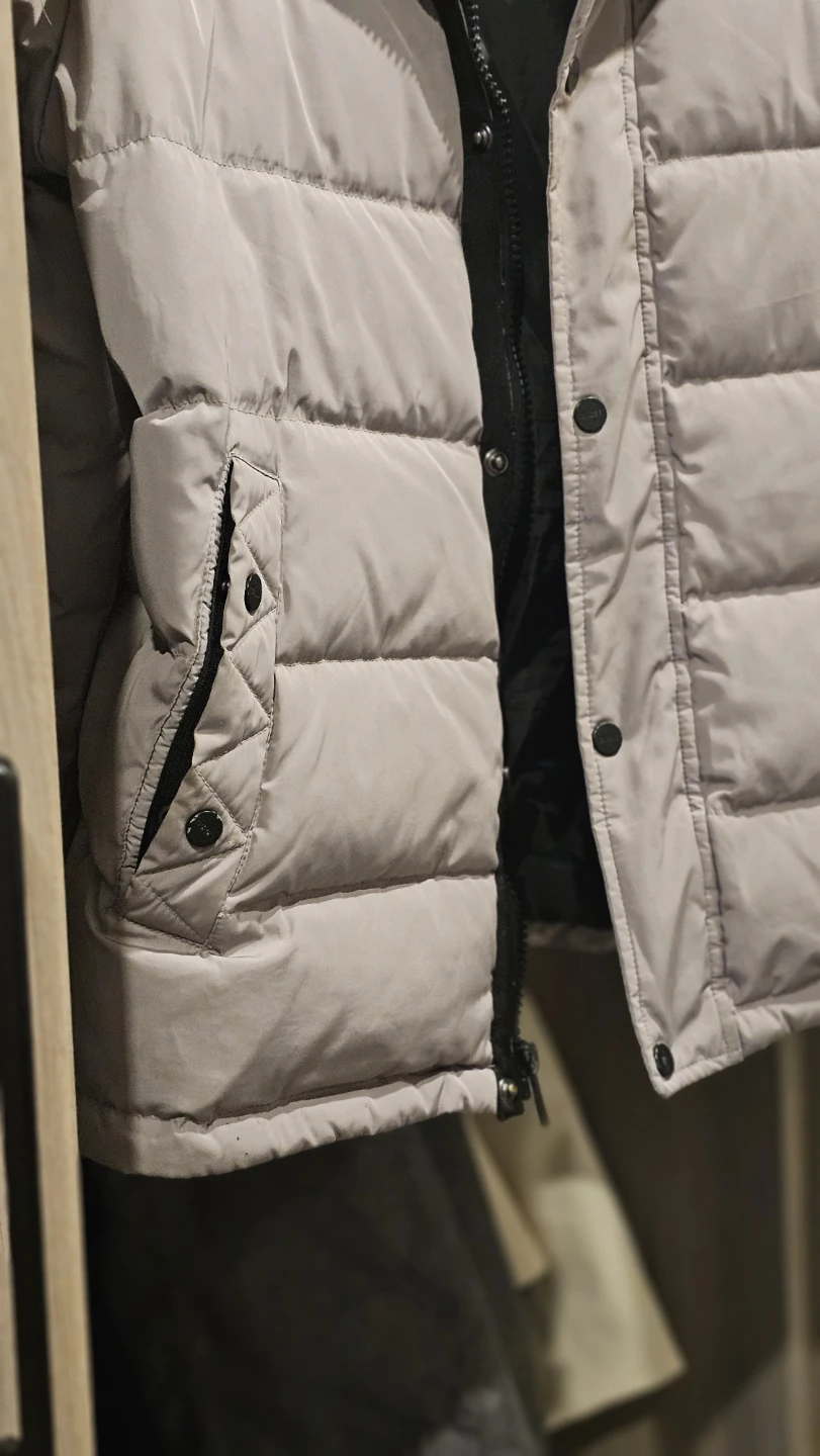 Guess Puffer Jacket - photo 4