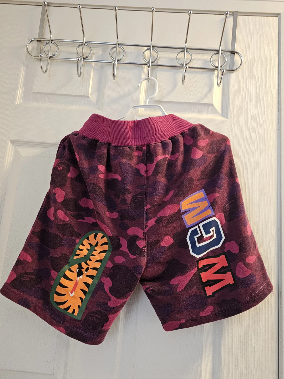 BAPE Shark Camo Shorts and Hoodie Set - photo 4