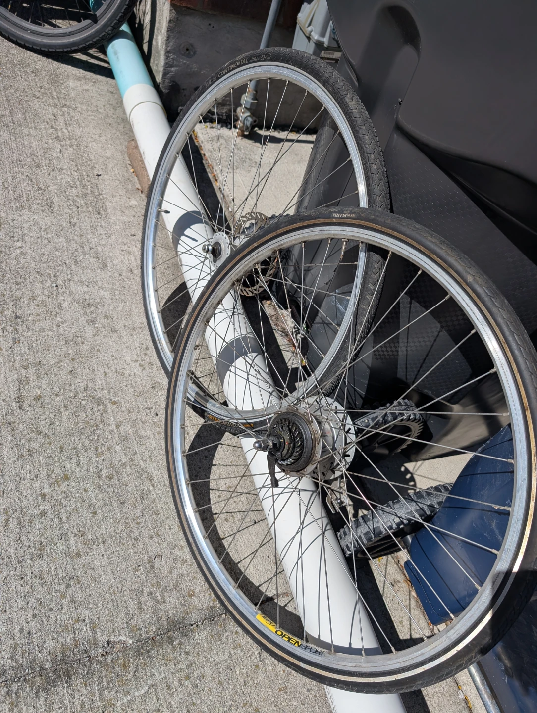 700c  Wheelset – Shimano Nexus 7-Speed Hub & Disc/Roller - photo 2