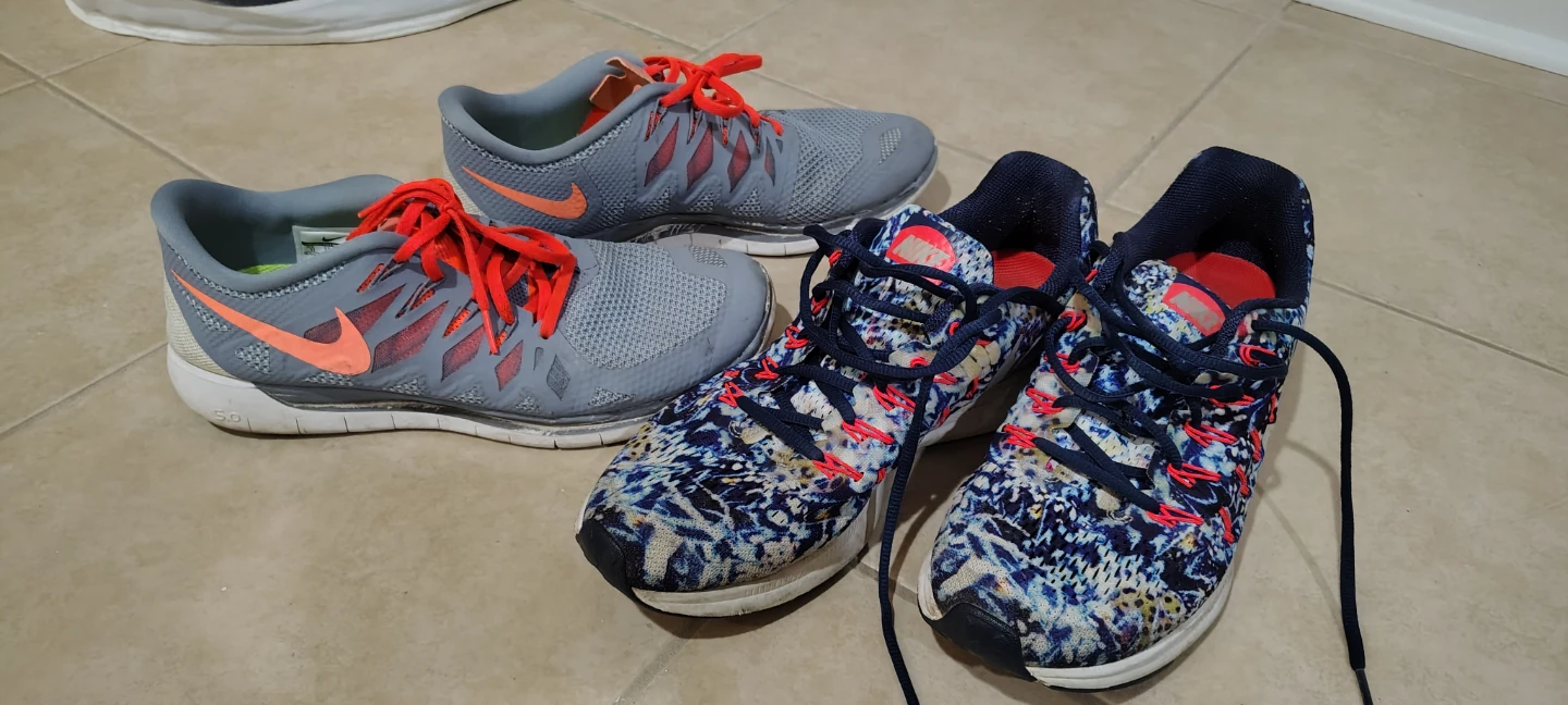 2 pairs NIKE Men's  Running Shoes
