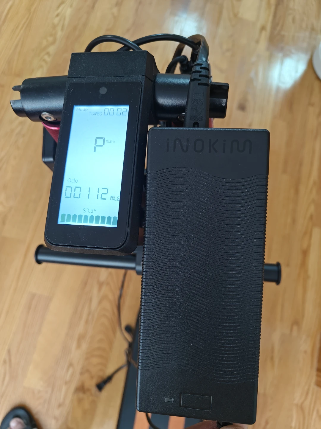 Like New Inokim Quick 4 Super (Orange) – ONLY 112 Miles! - photo 4