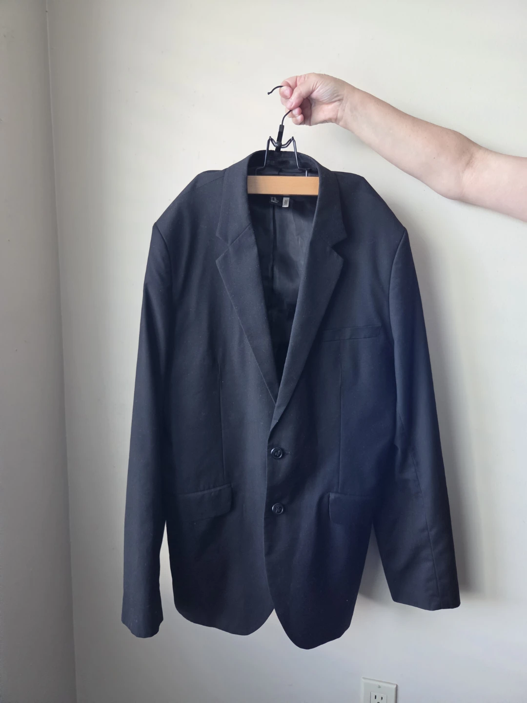 H&M Black Blazer Size 44R