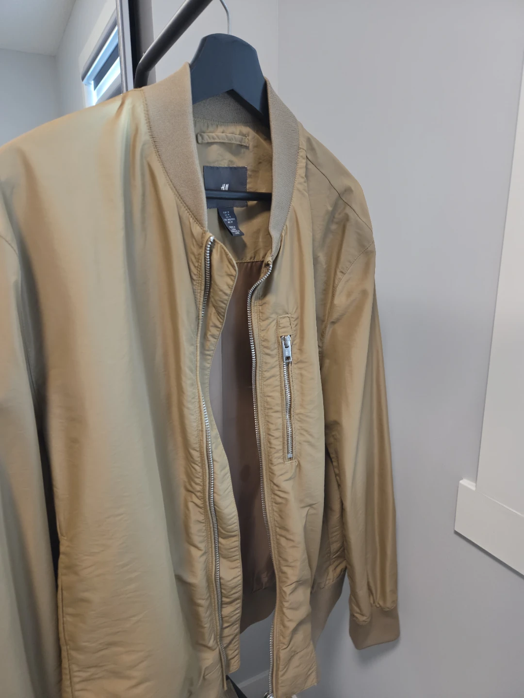 H&M Tan Bomber Jacket Size M