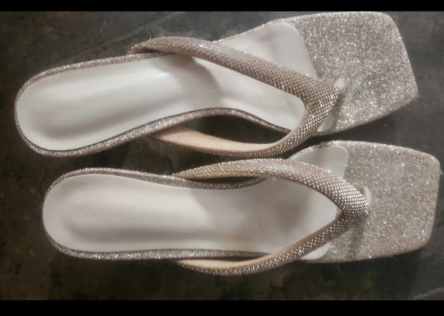 Sparkly Glitter Thong Heels size 11 - photo 2