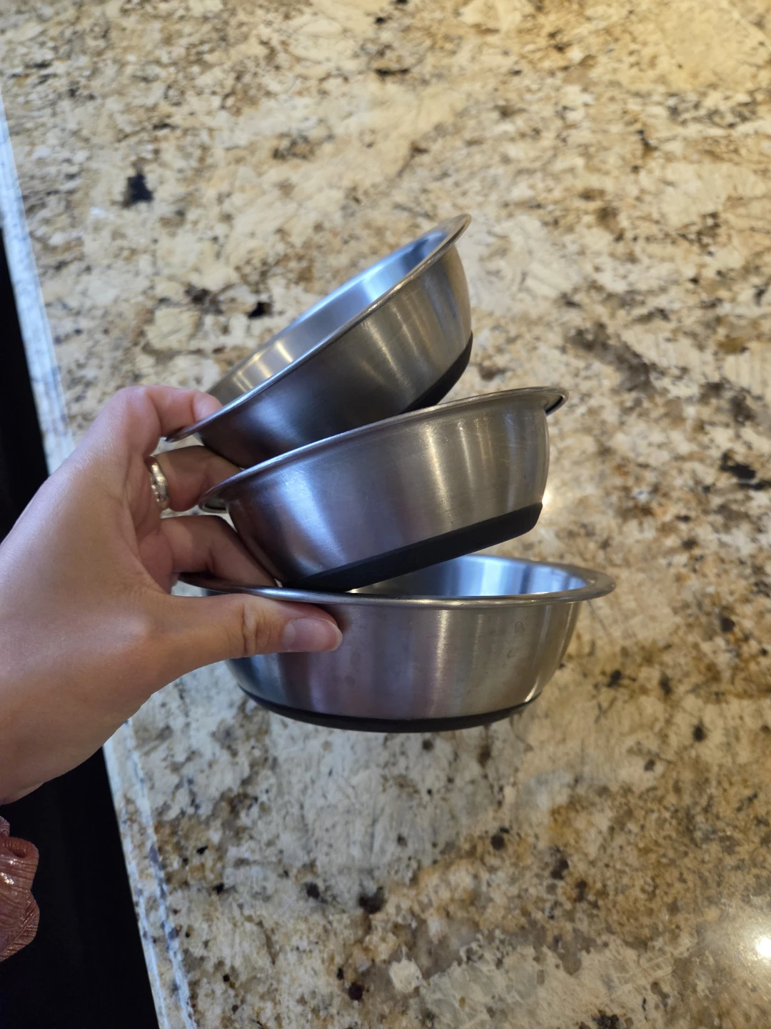 Variety of stainless steel pet bowls (x7) - photo 2