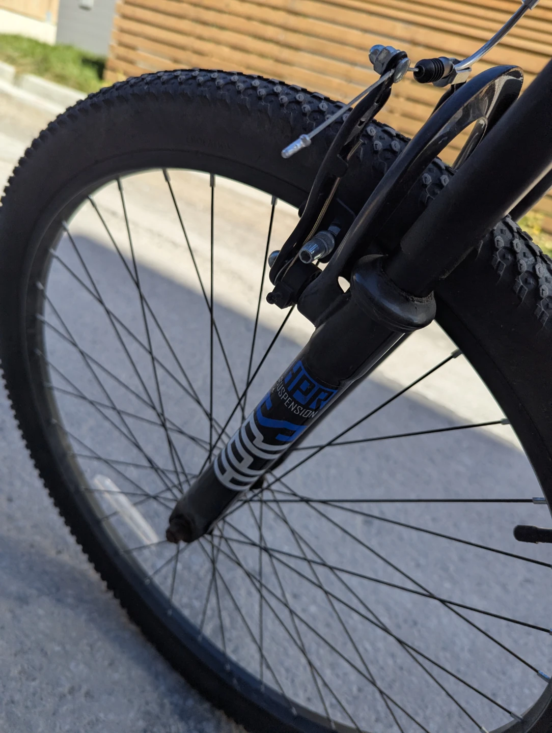 Hyper Bear Mountain 27.5-inch Mountain Bike - photo 3