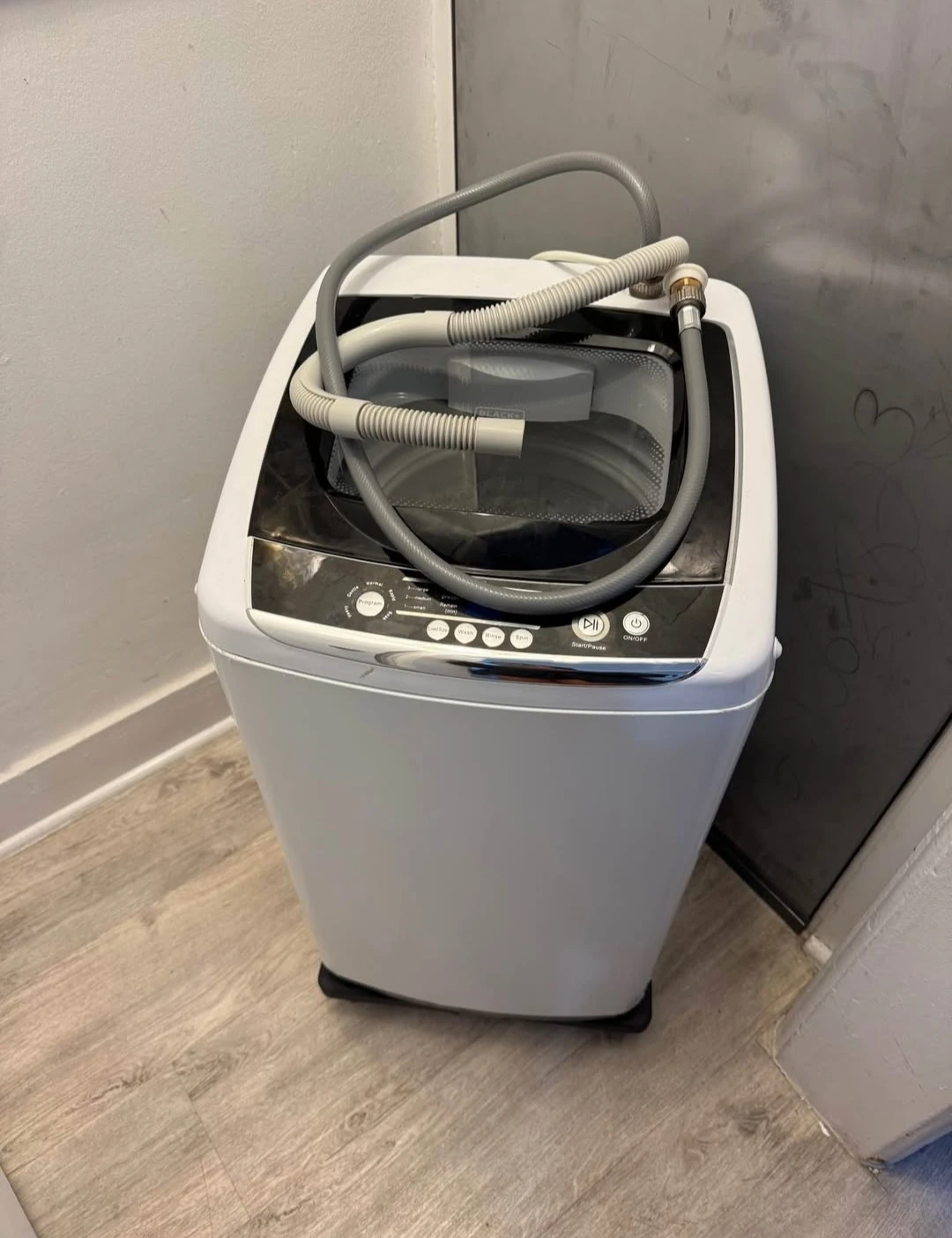 Black decker fully automatic washing machine+dryer